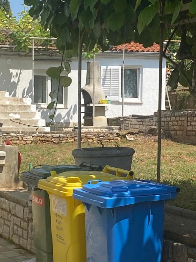 Apartman Nela Lägenhet Poreč Exteriör bild