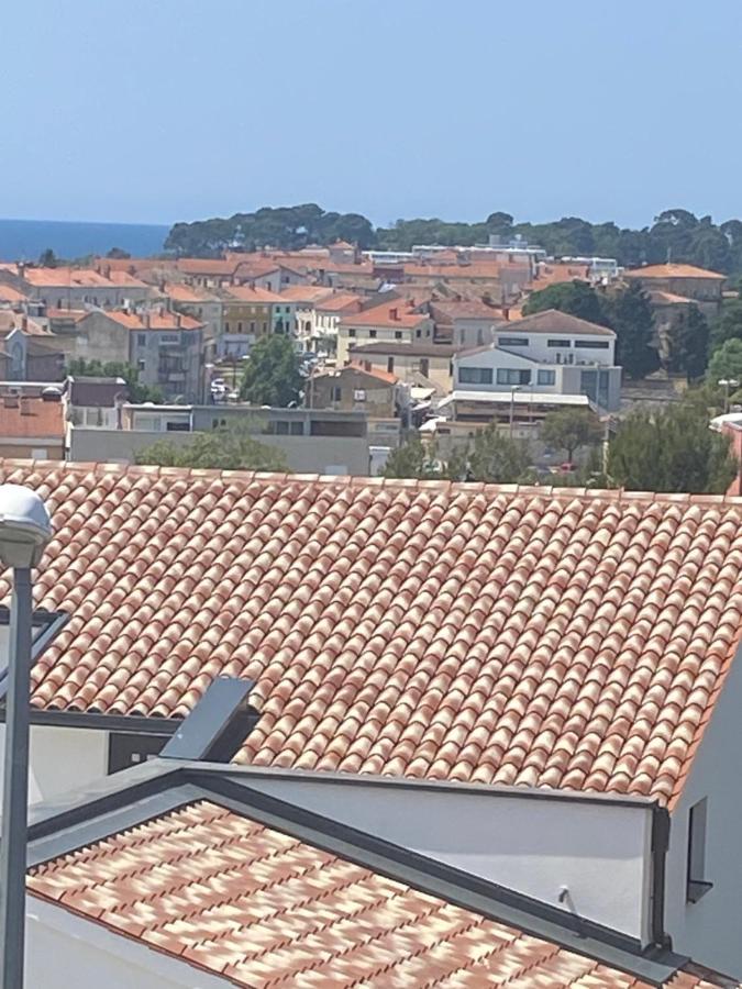 Apartman Nela Lägenhet Poreč Exteriör bild
