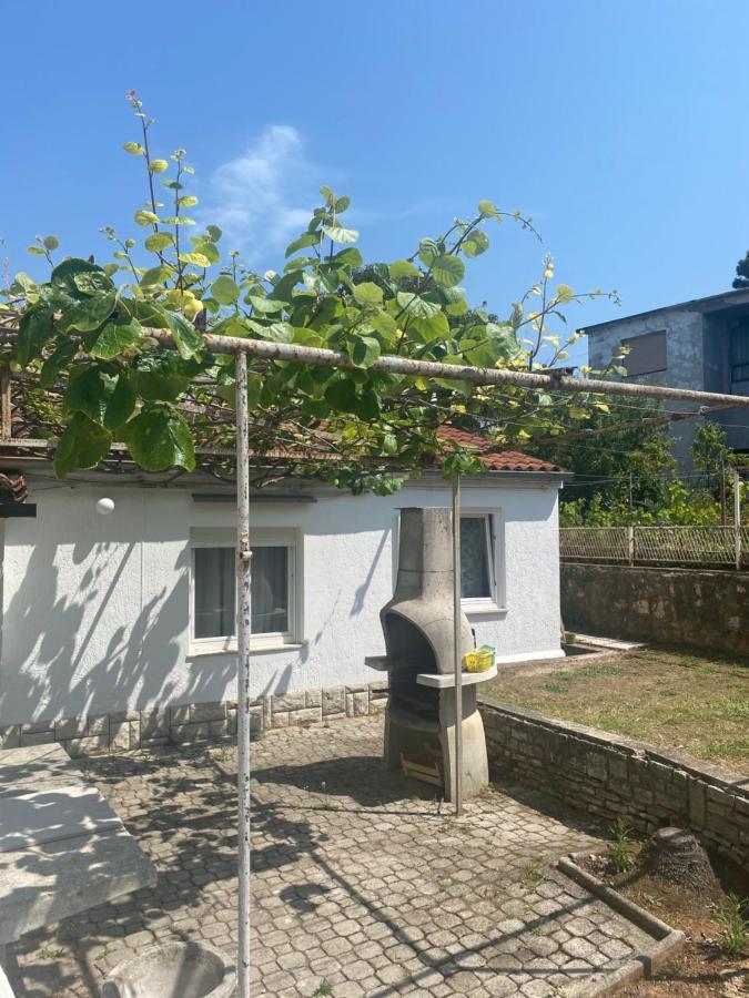 Apartman Nela Lägenhet Poreč Exteriör bild