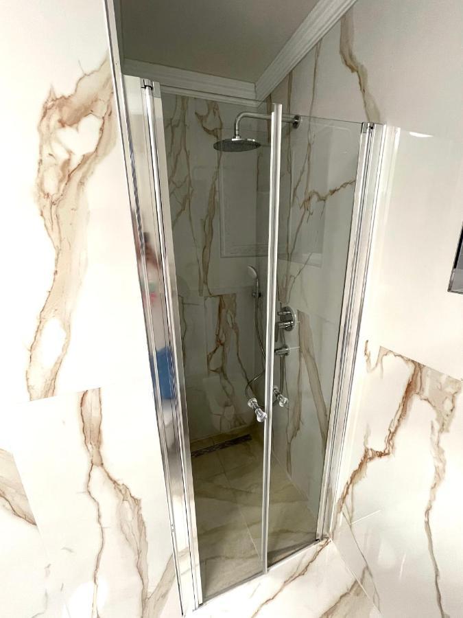 Apartman Nela Lägenhet Poreč Exteriör bild