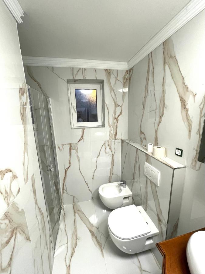 Apartman Nela Lägenhet Poreč Exteriör bild